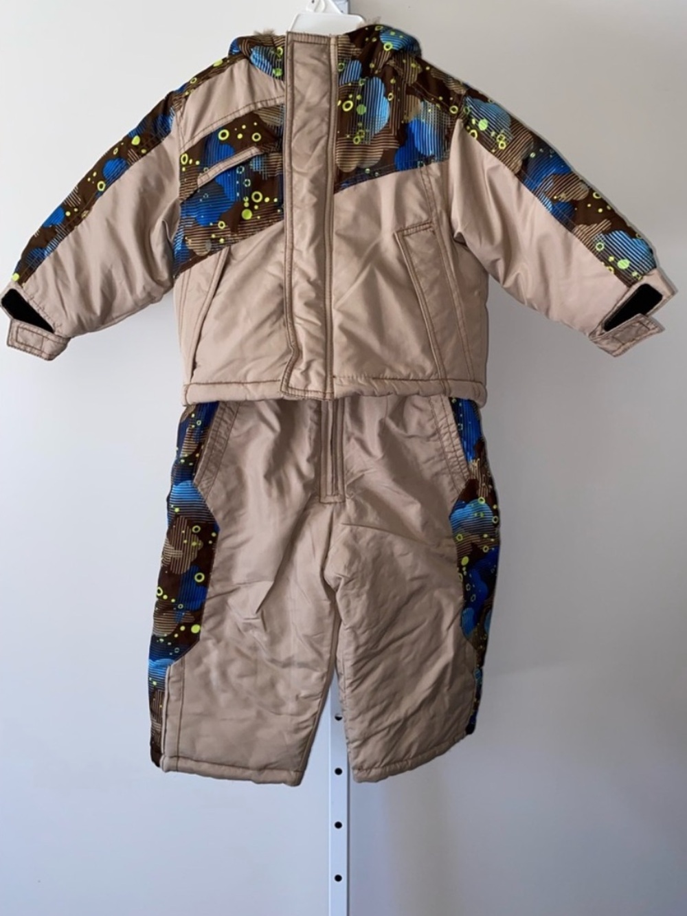 London Fog Tan Kids Puffer Jacket & Snow Pants with Blue Accent Print